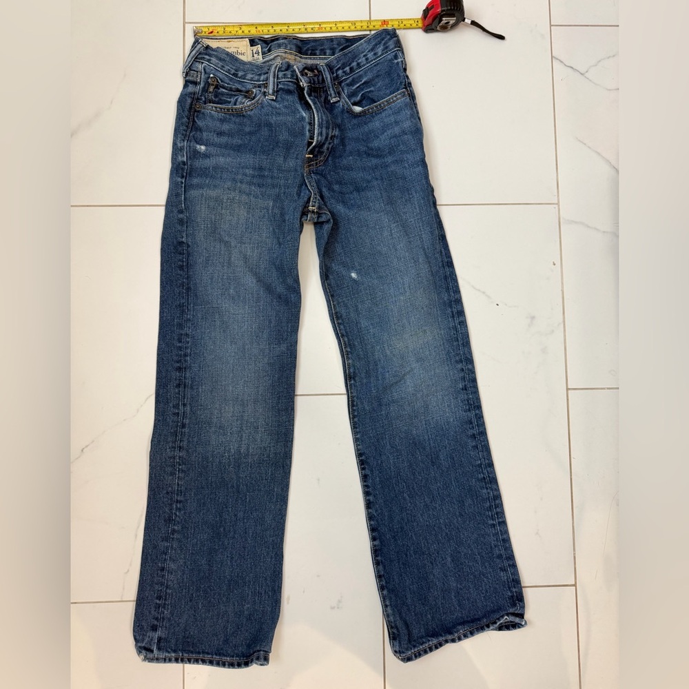 Abercrombie & Fitch Boy's Straight Leg Jeans - 14 Slim - Picture 9 of 10